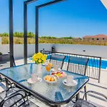 Villa Caelora