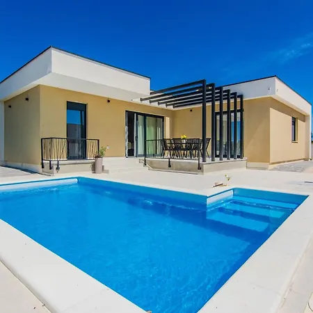 Caelora Villa *
