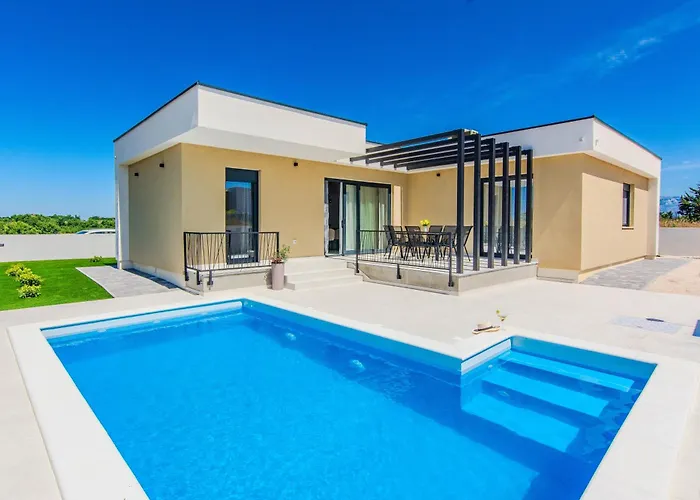 Caelora Vila Privlaka (Zadar)