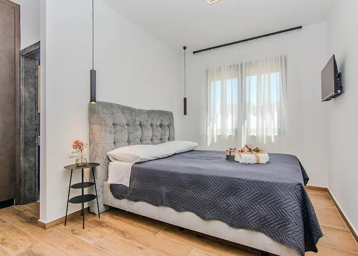 Caelora * Privlaka (Zadar)