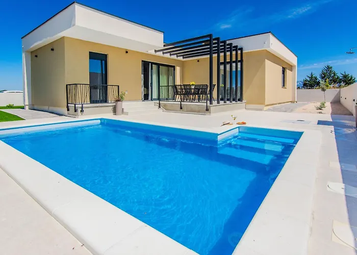 Caelora Villa *