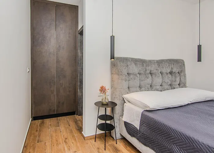 Caelora * Privlaka (Zadar)