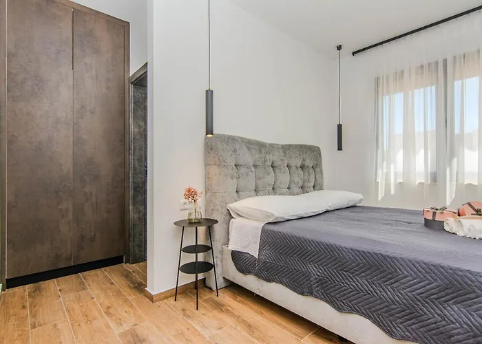 Caelora * Privlaka (Zadar)