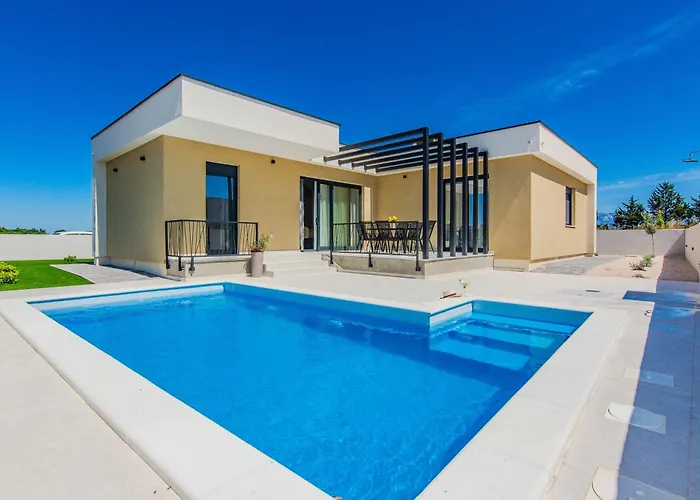 Caelora Villa *